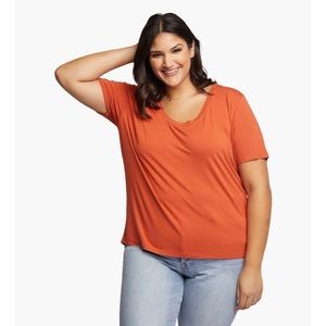 NWT Able “Mae” Drapey Tee